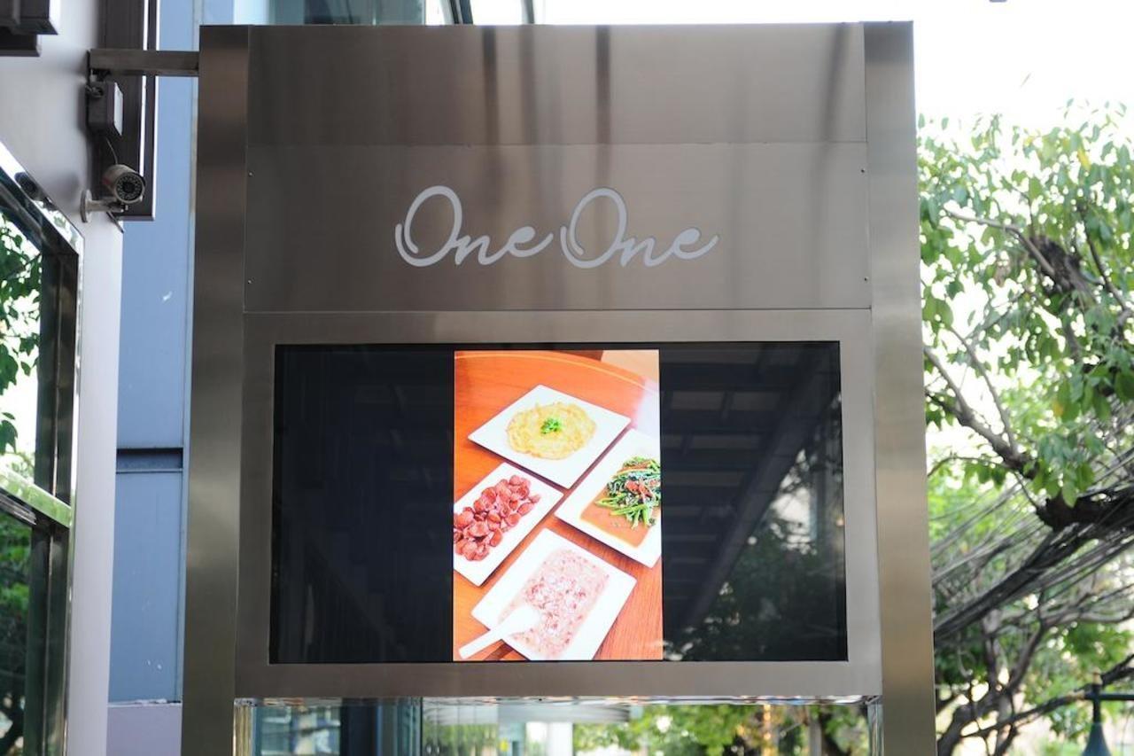 One One Bangkok Hotell Eksteriør bilde