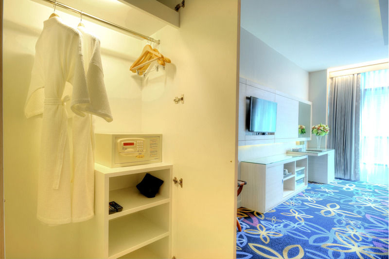 One One Bangkok Hotell Eksteriør bilde