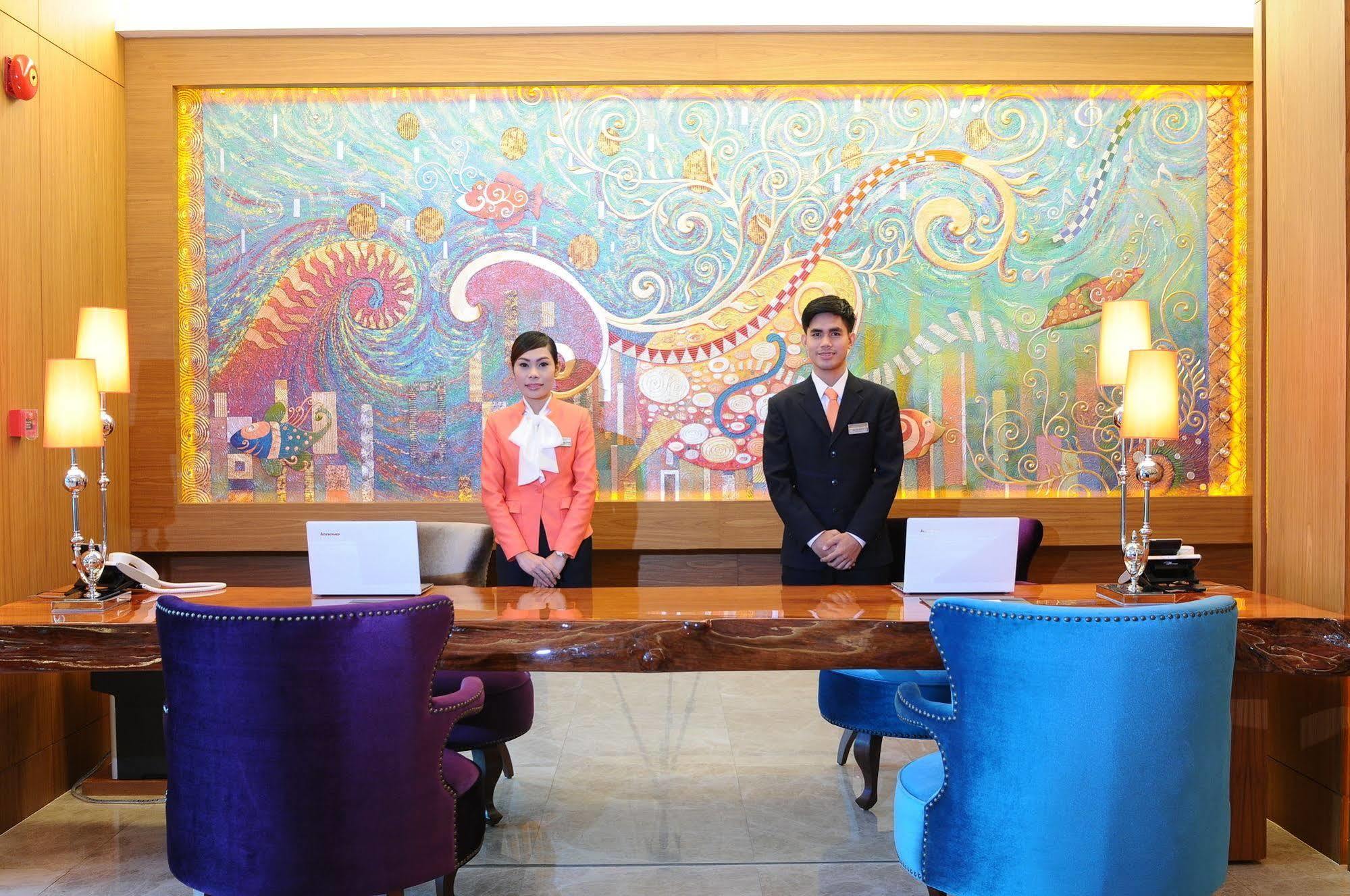 One One Bangkok Hotell Eksteriør bilde