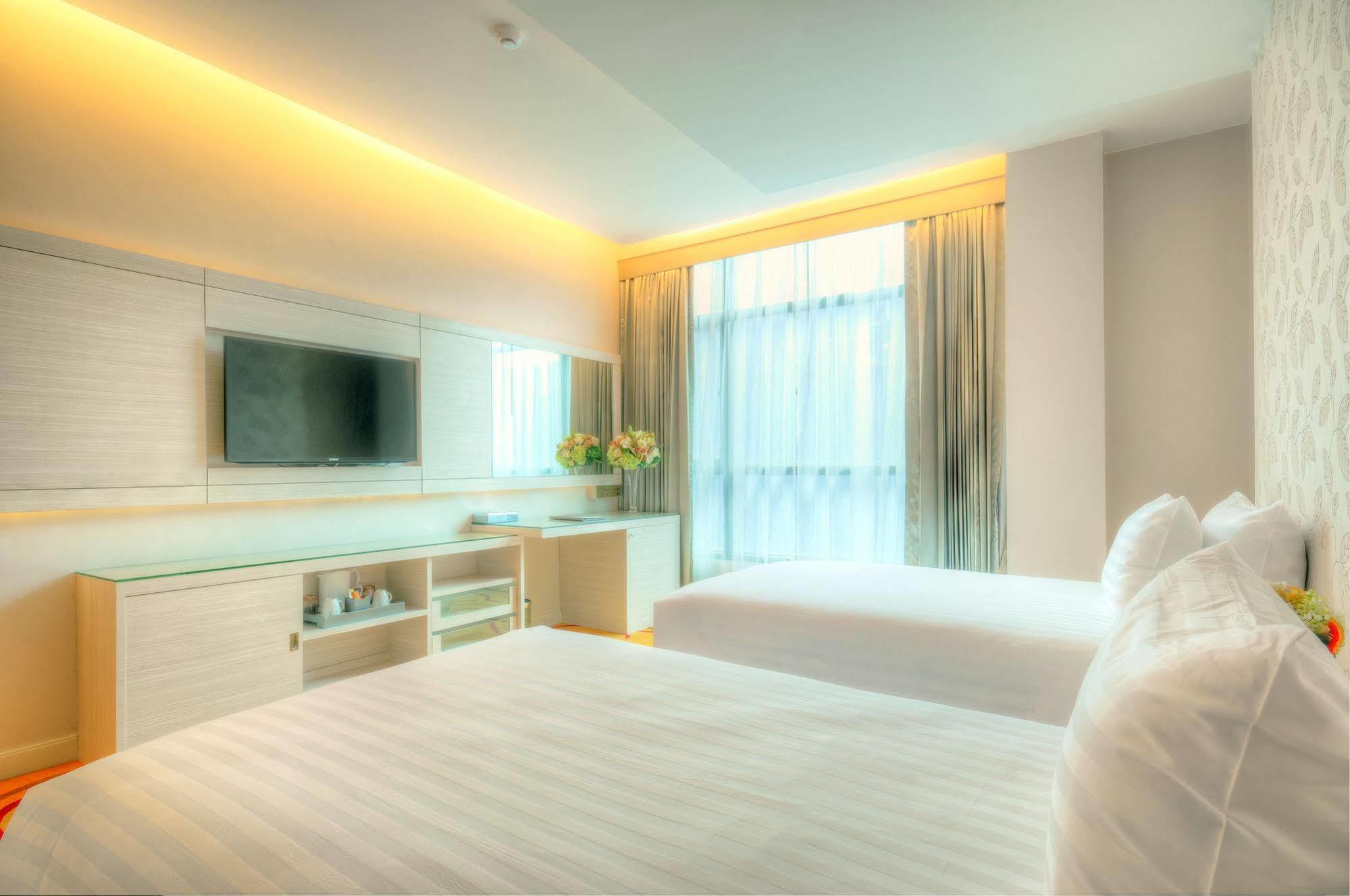 One One Bangkok Hotell Eksteriør bilde