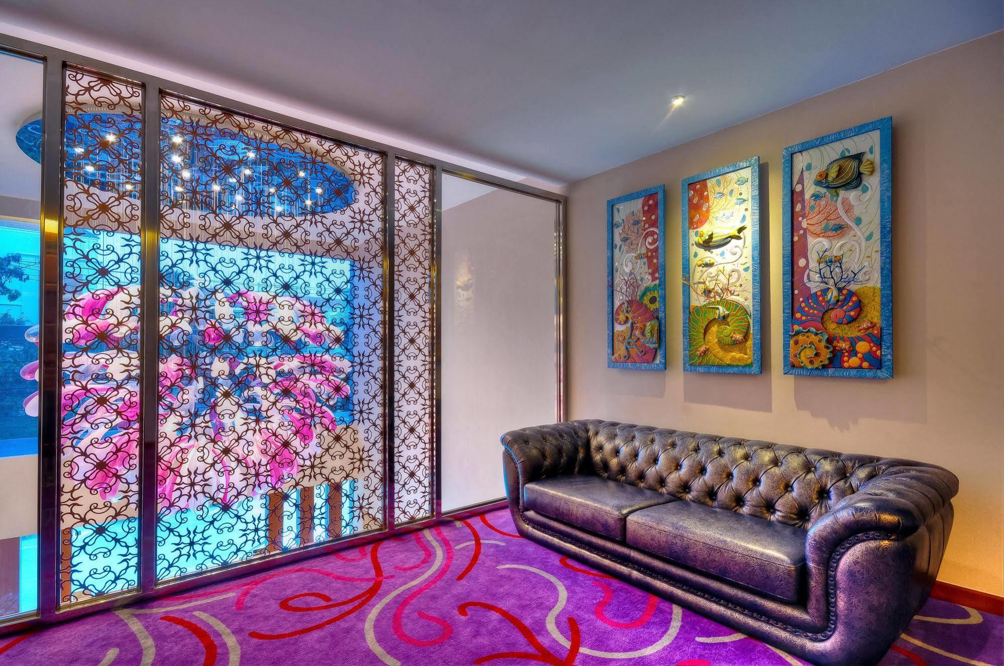 One One Bangkok Hotell Eksteriør bilde